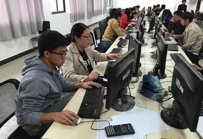 最適合貧困生報考的4個大學專業，就業前景廣闊，薪資優厚