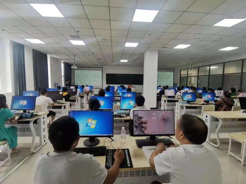 秀山電商技能培訓火熱招生 計算機技術培訓，培訓費食宿費全免